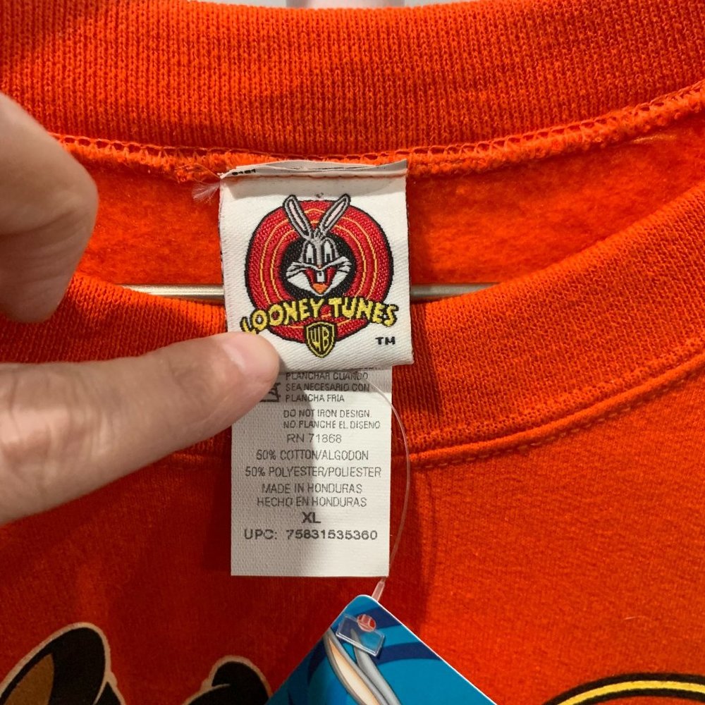 Vintage Looney Tunes Penelope Cat Orange Halloween Glow The Dark Sweater XL NWT - Picture 7 of 9